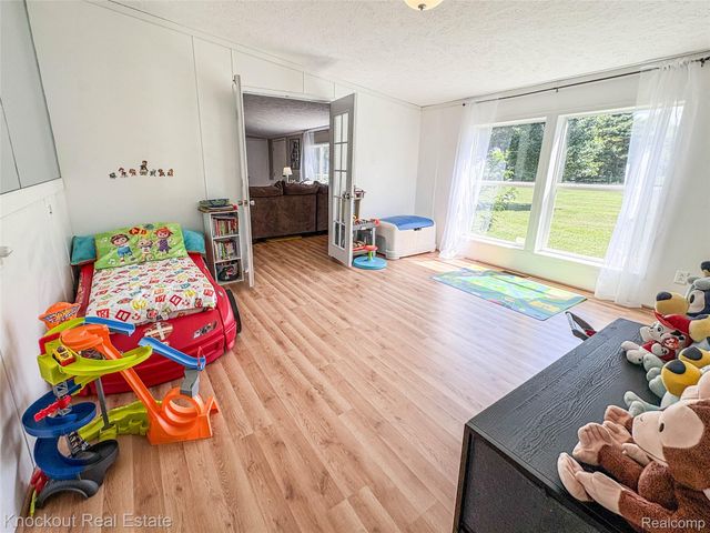 7760 Bell Road, Bridgeport Charter Township, MI 48415
