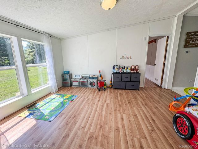 7760 Bell Road, Bridgeport Charter Township, MI 48415