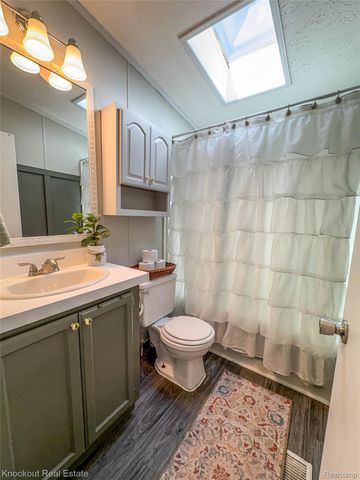 7760 Bell Road, Bridgeport Charter Township, MI 48415