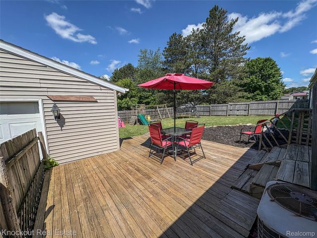 7760 Bell Road, Bridgeport Charter Township, MI 48415