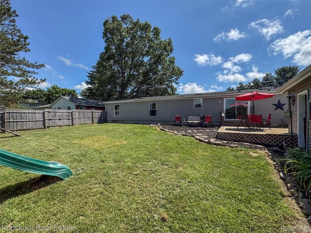 7760 Bell Road, Bridgeport Charter Township, MI 48415