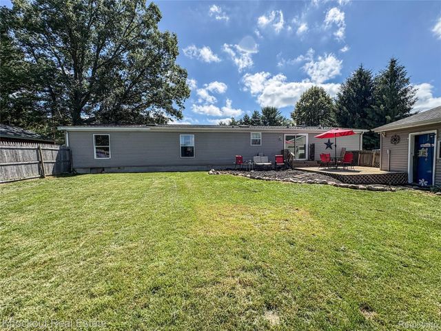 7760 Bell Road, Bridgeport Charter Township, MI 48415