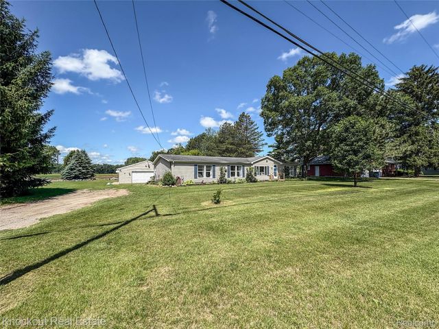 7760 Bell Road, Bridgeport Charter Township, MI 48415