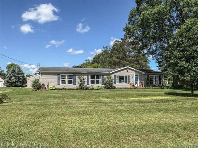 7760 Bell Road, Bridgeport Charter Township, MI 48415