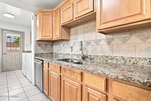 1190 Douglas Drive, Las Cruces, NM 88005