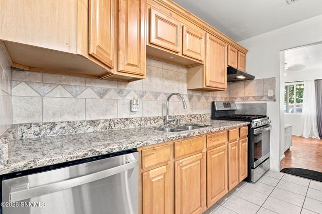 1190 Douglas Drive, Las Cruces, NM 88005