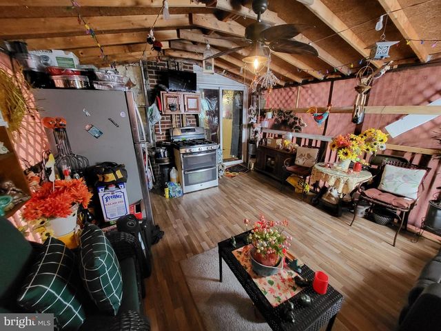 3939 K ST, Philadelphia, PA 19124