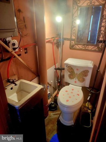 3939 K ST, Philadelphia, PA 19124