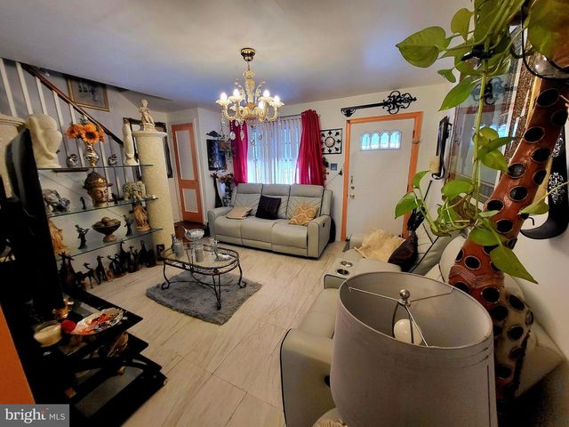 3939 K ST, Philadelphia, PA 19124