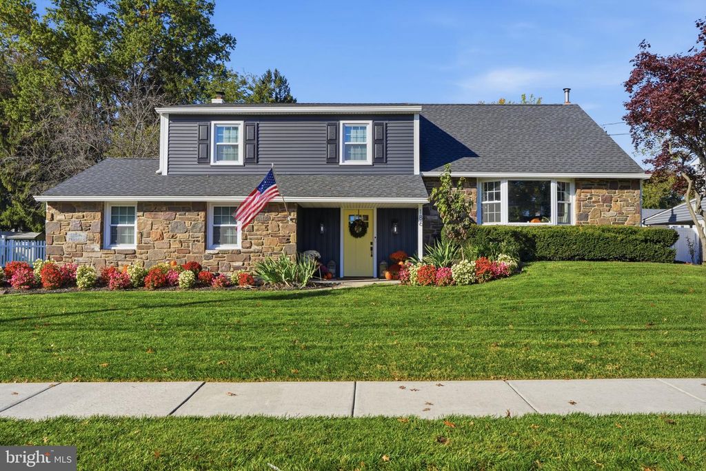 186 FLETCHER DR, Yardley, PA 19067