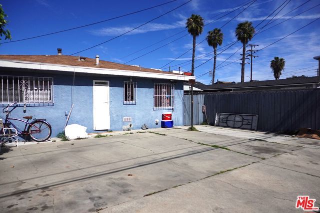 1150 E 80th Street, Los Angeles, CA 90001