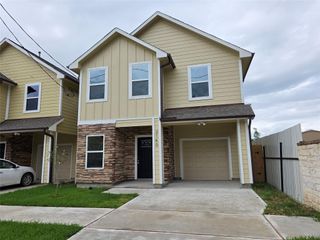 2140 De Soto Street, Houston, TX 77091