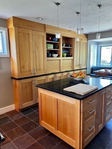 29 Bass River Rd, Yarmouth, MA 02664