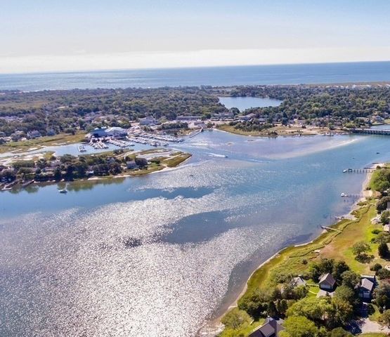 29 Bass River Rd, Yarmouth, MA 02664