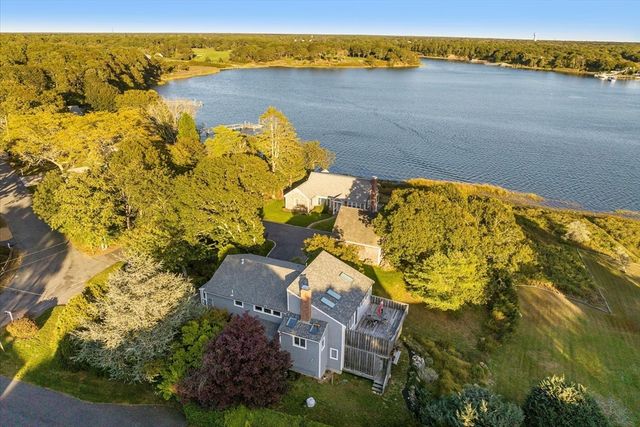 29 Bass River Rd, Yarmouth, MA 02664