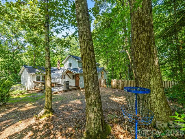 70 Promised Ridge Drive, Hendersonville, NC 28791