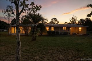 939 N Crystal Crest Terrace, Crystal River, FL 34429