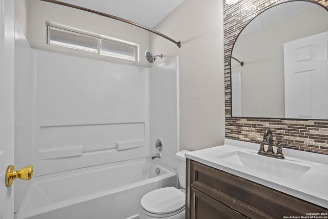 10719 Pony Mesa, San Antonio, TX 78254