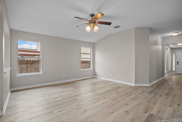 10719 Pony Mesa, San Antonio, TX 78254