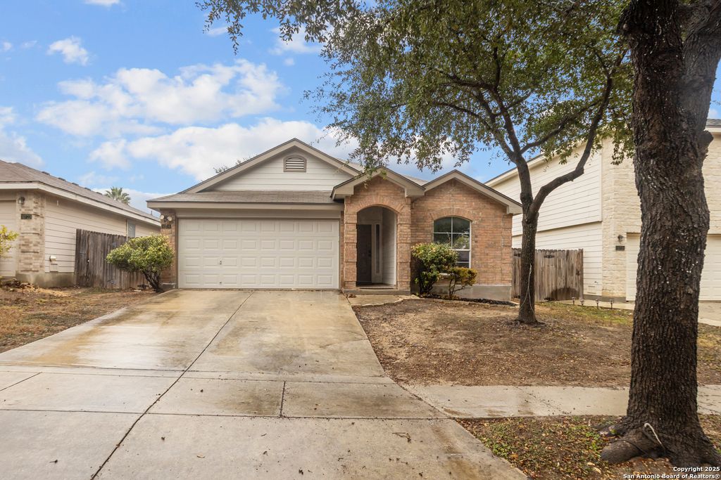 10719 Pony Mesa, San Antonio, TX 78254