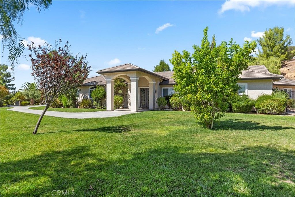38580 Celine Cove, Murrieta, CA 92562 — exterior