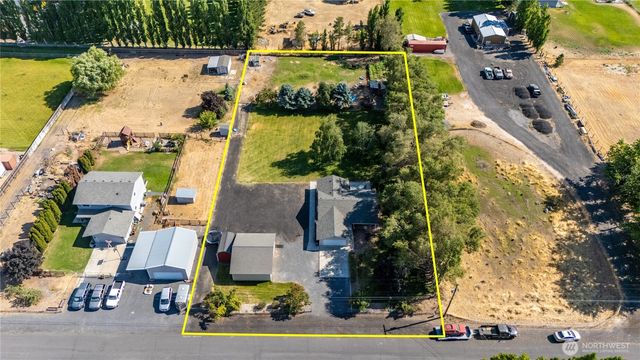 7887 Dahl Road NE, Moses Lake, WA 98837