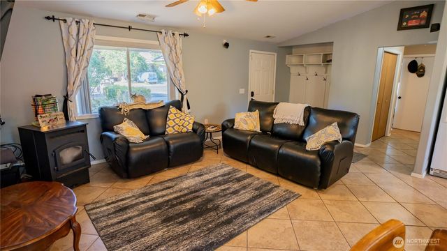 7887 Dahl Road NE, Moses Lake, WA 98837