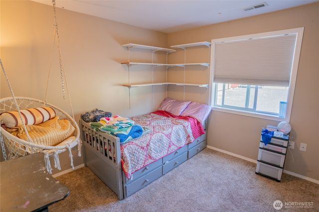 7887 Dahl Road NE, Moses Lake, WA 98837