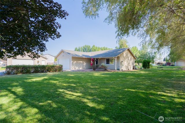 7887 Dahl Road NE, Moses Lake, WA 98837
