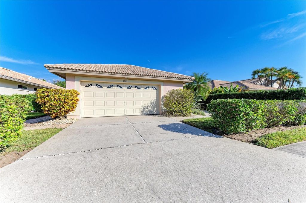 4801 MONTROSE DRIVE, Bradenton, FL 34210