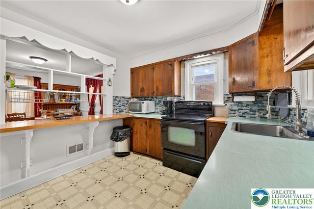 1728 Jefferson Avenue, Bethlehem City, PA 18017