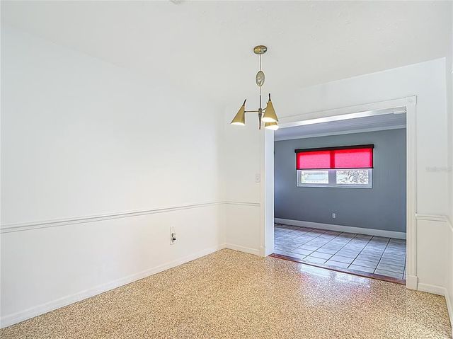 4915 CHARITON AVENUE, Tampa, FL 33603