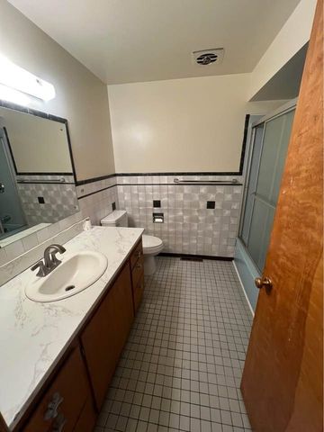 1828 N Dakota St, Spokane, WA 99207