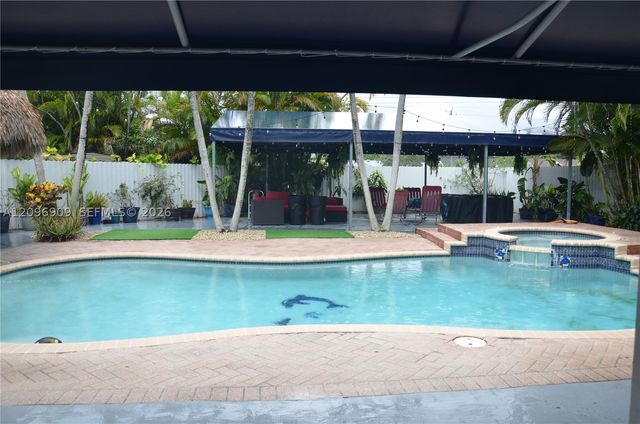 12541 SW 95th Ter, Miami, FL 33186