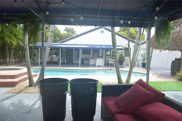 12541 SW 95th Ter, Miami, FL 33186