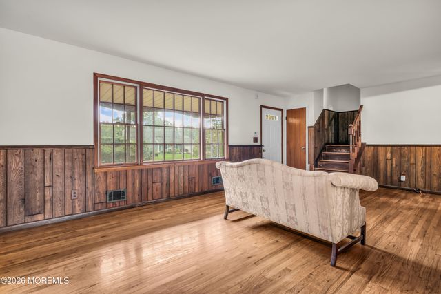 728 Northstream Drive, Toms River, NJ 08753