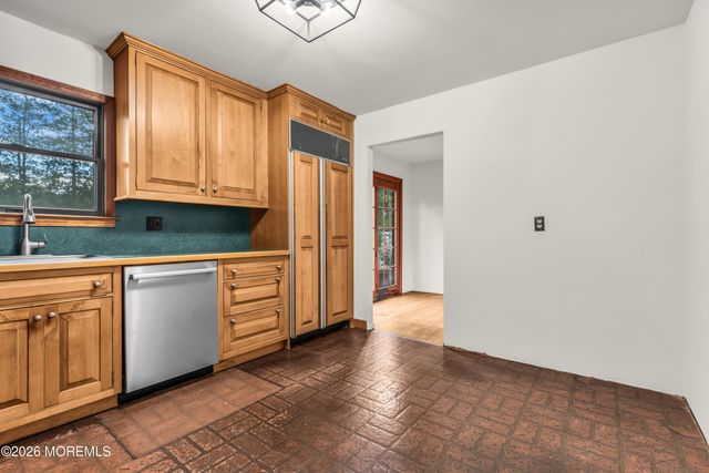 728 Northstream Drive, Toms River, NJ 08753
