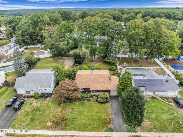 728 Northstream Drive, Toms River, NJ 08753