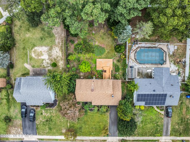 728 Northstream Drive, Toms River, NJ 08753