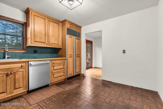 728 Northstream Drive, Toms River, NJ 08753