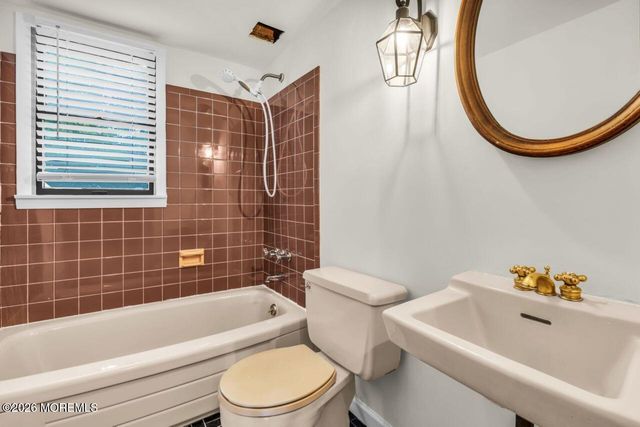728 Northstream Drive, Toms River, NJ 08753