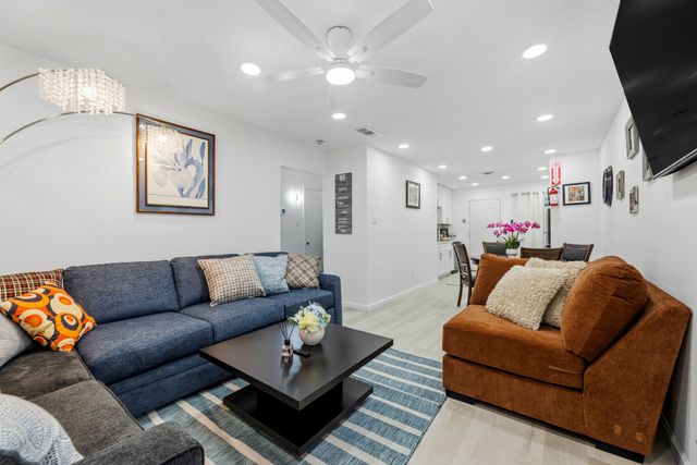 210 Slaughter Street, Arlington, TX 76011