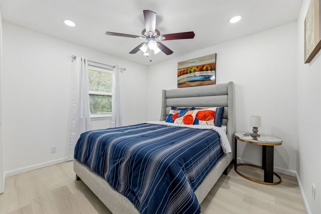210 Slaughter Street, Arlington, TX 76011
