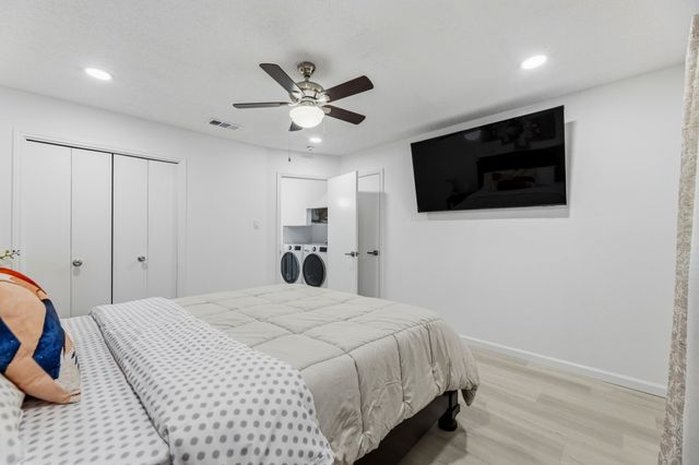 210 Slaughter Street, Arlington, TX 76011