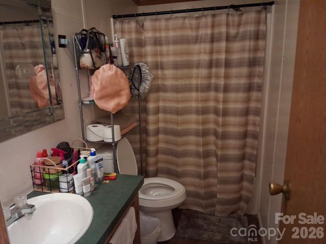 2380 Race Track Street, Morganton, NC 28655