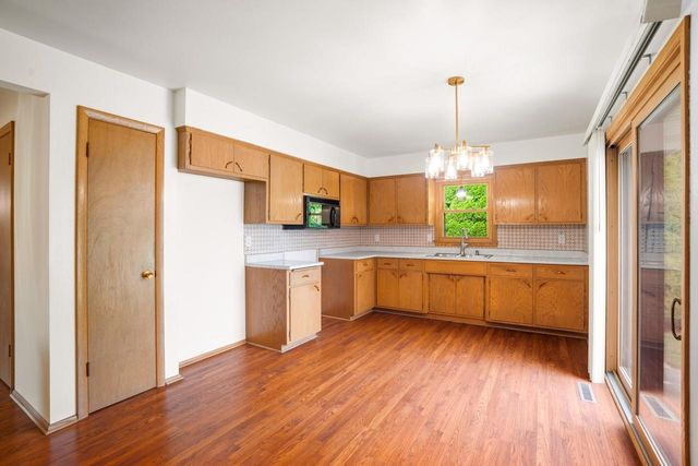 5624 S 24th STREET, Milwaukee, WI 53221