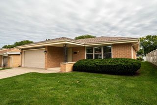 5624 S 24th STREET, Milwaukee, WI 53221