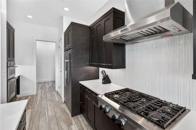 14836 GRANADA Dr 104, Corpus Christi, TX 78418
