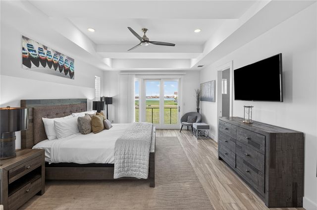 14836 GRANADA Dr 104, Corpus Christi, TX 78418