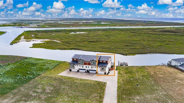 14836 GRANADA Dr 104, Corpus Christi, TX 78418